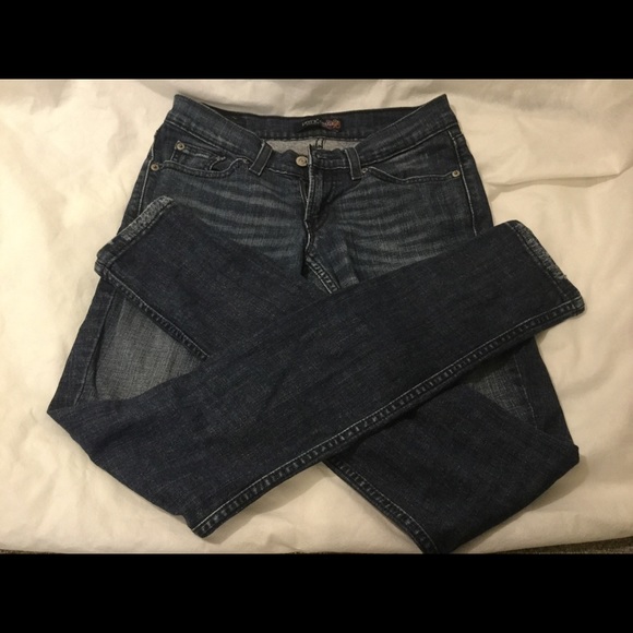 Genuine Levi’s Skinny Jeans Size 3 M - Picture 2 of 7
